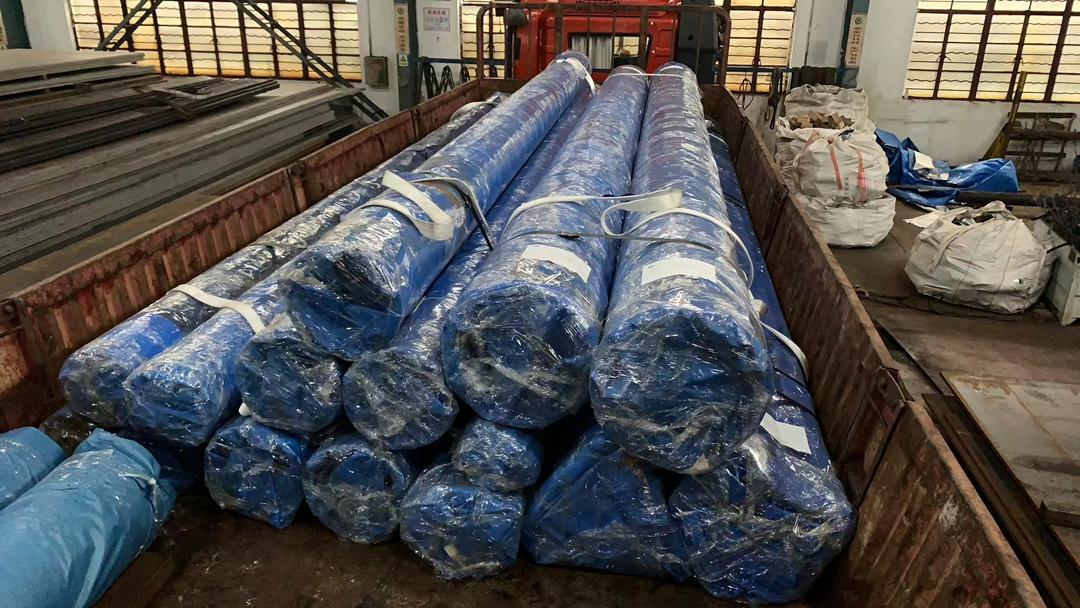 Material 23